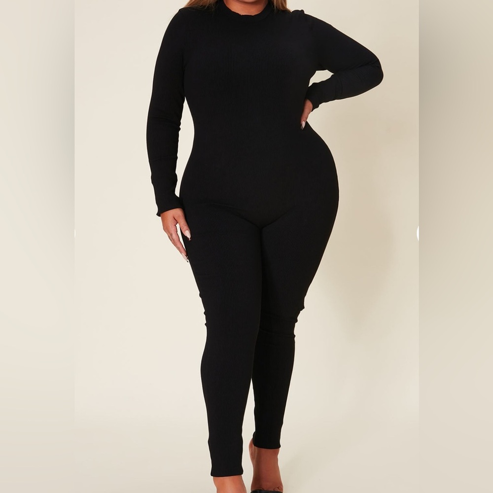 Fashion Nova Maribel Snatched Jumpsuit – Black (Never Worn, NWT)